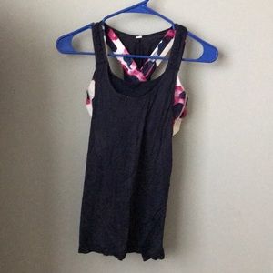 Lululemon top